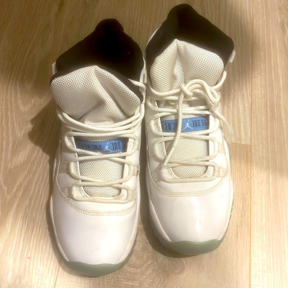 Air Jordan 11 Retro Low Legend Blue GS Size 4.5y Women’s eur 36.5